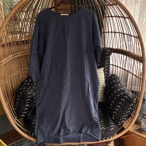 Black Crane Navy Long-Sleeve Shift Dress